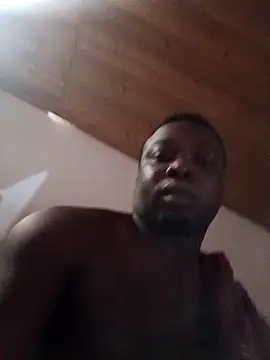 Snapshot of a_jose3 chatting on April 14, 2026, 9:54 pm a jose3 online show from April 14, 2026, 9:54 pm