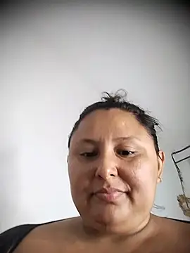 Snapshot of BWW-CINDY11 chatting on July 4, 2026, 4:57 pm BWW-CINDY11 online show from July 4, 2026, 4:57 pm