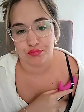 iviiiiiiiiiii online show from December 2, 2025, 5:19 pm