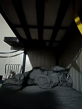 seloioo 36 online show from March 19, 2026, 11:42 pm