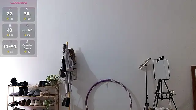 adele8731 online show from December 2, 2025, 4:40 am