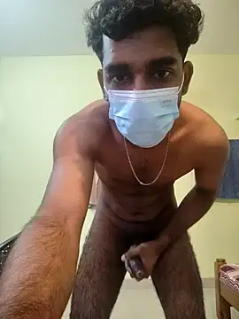 Snapshot of Yournextdoorboy chatting on November 17, 2025, 1:33 am Yournextdoorboy online show from November 17, 2025, 1:33 am