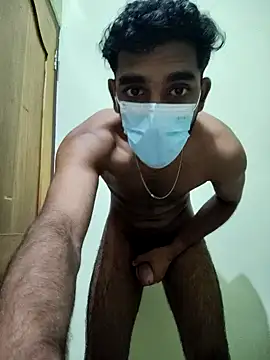 Snapshot of Yournextdoorboy chatting on November 19, 2025, 4:18 pm Yournextdoorboy online show from November 19, 2025, 4:18 pm