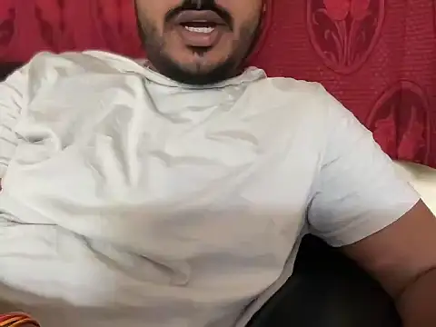 abhiabhi9898 online show from April 25, 2026, 10:07 am