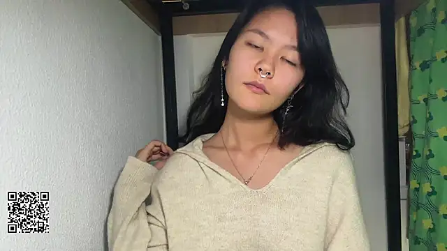 Snapshot of CucDierolf chatting on November 18, 2025, 1:15 pm CucDierolf online show from November 18, 2025, 1:15 pm