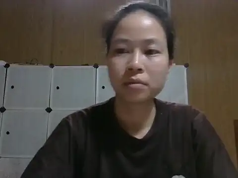Cat-meow online show from May 15, 2026, 3:57 am