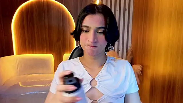 zoe tp online show from January 16, 2026, 8:02 pm