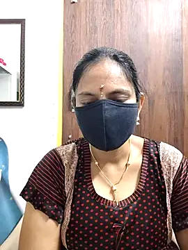 Queen-Neha online show from February 25, 2026, 3:32 pm