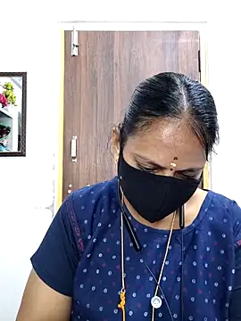 Queen-Neha online show from May 13, 2026, 5:27 am