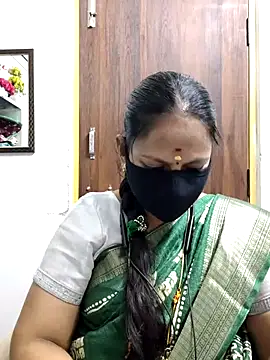 Queen-Neha online show from May 13, 2026, 5:32 pm