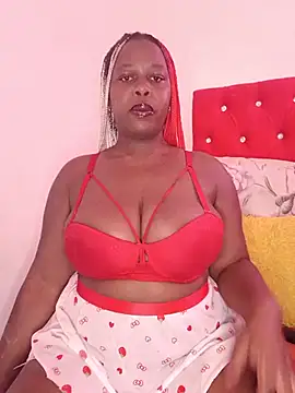 Snapshot of melanin_lizzy chatting on May 18, 2026, 11:05 am melanin lizzy online show from May 18, 2026, 11:05 am