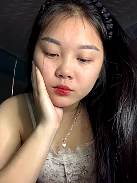 Snapshot of Baa-bee22 chatting on December 1, 2025, 4:17 am Baa-bee22 online show from December 1, 2025, 4:17 am