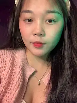 Snapshot of Baa-bee22 chatting on February 1, 2026, 6:12 am Baa-bee22 online show from February 1, 2026, 6:12 am