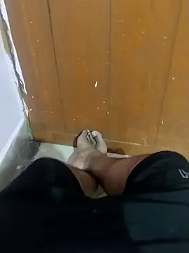 ROCKER0UDI online show from November 23, 2025, 6:41 pm