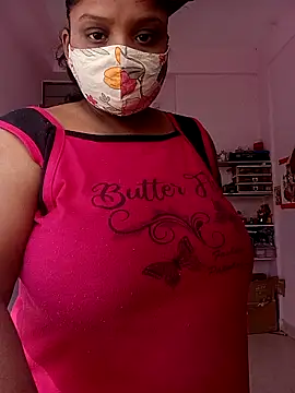 Snapshot of CUTE-LOVE-SWEETS chatting on February 20, 2026, 4:09 am CUTE-LOVE-SWEETS online show from February 20, 2026, 4:09 am