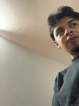 VioleeSaenz online show from February 20, 2026, 6:26 am