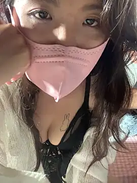 Snapshot of Ruby-tina chatting on November 17, 2025, 2:12 pm Ruby-tina online show from November 17, 2025, 2:12 pm