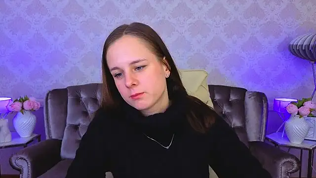 Snapshot of KarolinaSky chatting on November 17, 2025, 1:39 pm KarolinaSky online show from November 17, 2025, 1:39 pm
