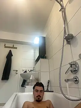 babyyboy696 online show from November 17, 2025, 11:27 am