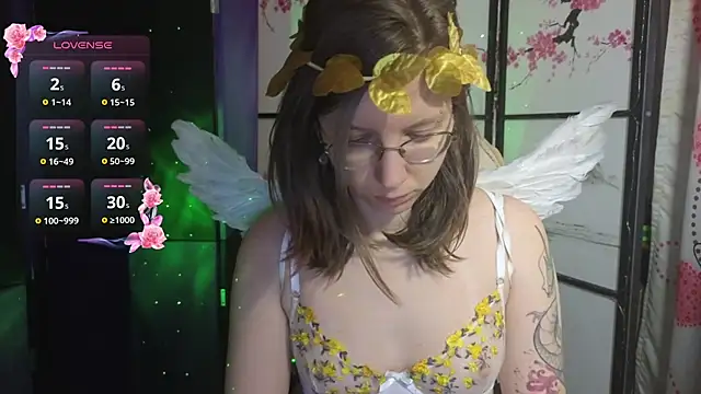 scarlettsrose online show from February 14, 2026, 11:40 am