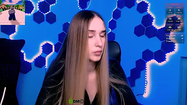  kellykitten  online show from December 2, 2025, 2:45 pm