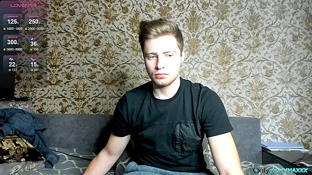 Snapshot of Maxhornyblondieman chatting on February 8, 2026, 1:03 pm Maxhornyblondieman online show from February 8, 2026, 1:03 pm