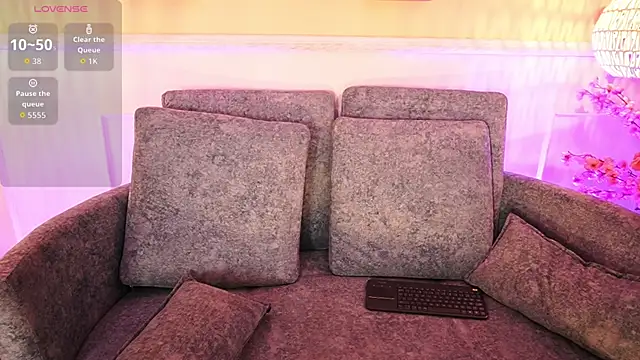 MeganLowell online show from April 14, 2026, 6:58 pm