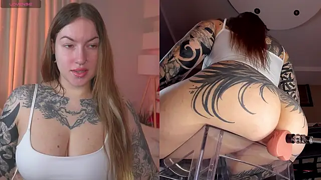 Snapshot of Tattitude_ chatting on November 23, 2025, 10:04 am Tattitude online show from November 23, 2025, 10:04 am