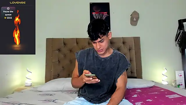 blorelopez online show from February 17, 2026, 12:51 am