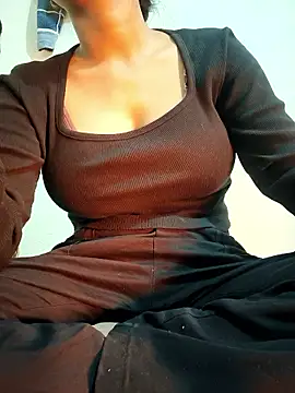 Only Lali online show from January 10, 2026, 2:30 pm