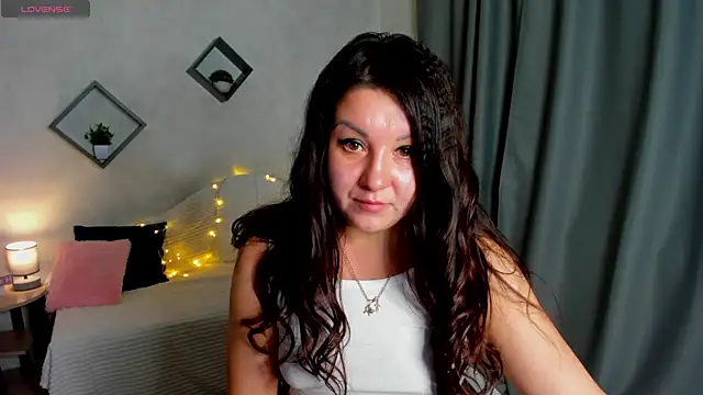 still  her online show from November 24, 2025, 1:49 am