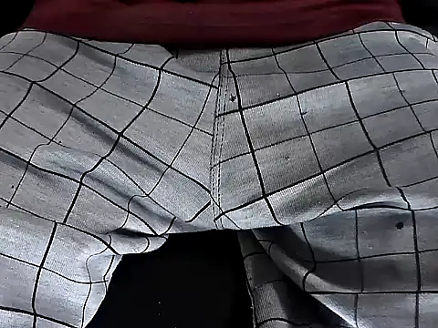 Snapshot of localboybbsr chatting on January 6, 2026, 2:10 pm localboybbsr online show from January 6, 2026, 2:10 pm