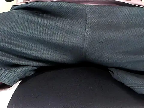 Snapshot of localboybbsr chatting on February 21, 2026, 4:30 pm localboybbsr online show from February 21, 2026, 4:30 pm