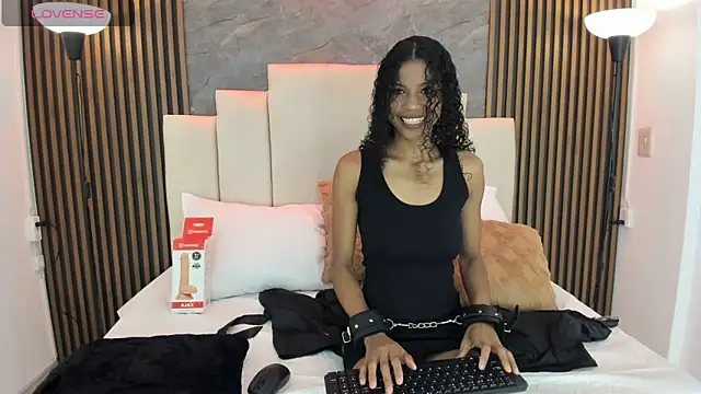 catiusca reyes 03 online show from December 4, 2025, 2:15 pm