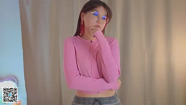 Snapshot of PatrickStimac chatting on November 23, 2025, 4:12 am PatrickStimac online show from November 23, 2025, 4:12 am