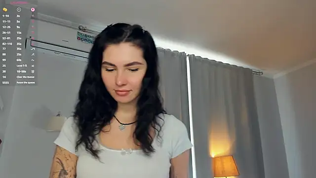 FeliciaKogen online show from February 4, 2026, 7:03 am