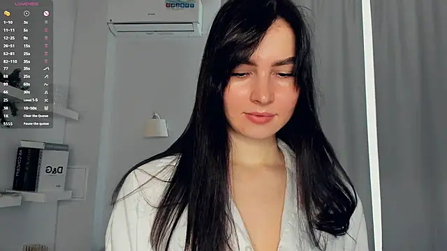 FeliciaKogen online show from March 11, 2026, 7:03 am