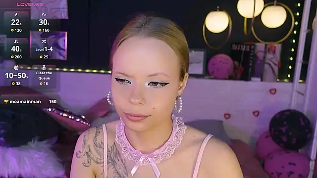 Snapshot of lucy_loy chatting on February 15, 2026, 7:38 am lucy loy online show from February 15, 2026, 7:38 am