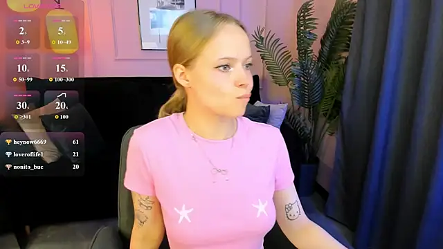 Snapshot of lucy_loy chatting on June 14, 2026, 8:38 am lucy loy online show from June 14, 2026, 8:38 am
