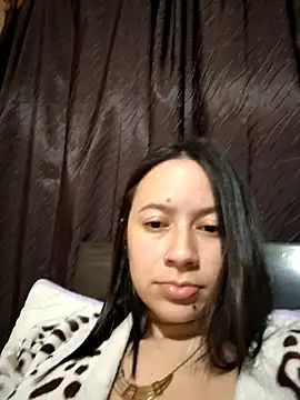 Annie Petters online show from November 30, 2025, 3:43 am