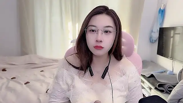 TTtia  online show from January 10, 2026, 1:40 am