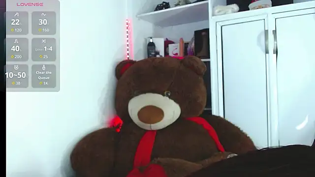 Snapshot of mia_fernand chatting on November 25, 2025, 8:53 pm mia fernand online show from November 25, 2025, 8:53 pm