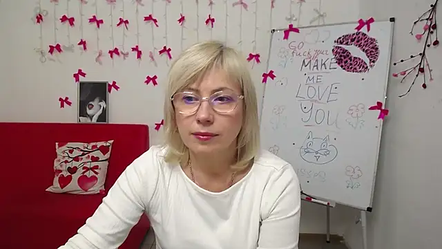 LaurenWishy online show from March 3, 2026, 6:25 pm