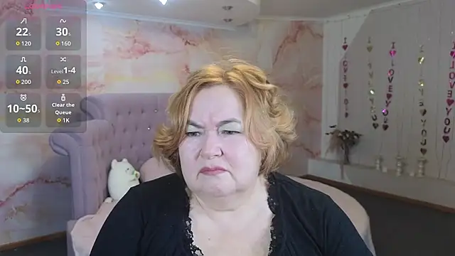 Snapshot of Nola_Nektar chatting on November 25, 2025, 4:34 am Nola Nektar online show from November 25, 2025, 4:34 am