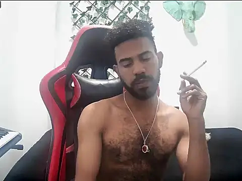 alberthot11 online show from December 3, 2025, 3:36 am