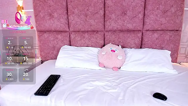 Snapshot of NathalieRoss1 chatting on January 8, 2026, 11:07 pm NathalieRoss1 online show from January 8, 2026, 11:07 pm