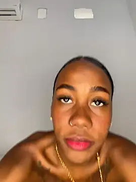 Snapshot of Onix_couple chatting on December 5, 2025, 7:21 pm Onix couple online show from December 5, 2025, 7:21 pm