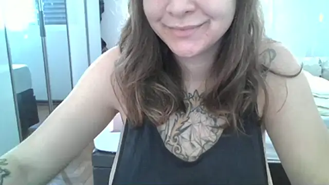 xxxluana online show from April 2, 2026, 2:04 pm