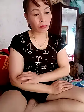 Stella-456 online show from April 19, 2026, 6:02 am