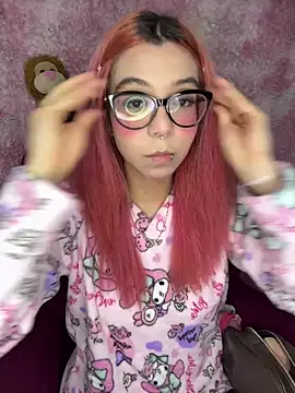 Valen-Foxx1 online show from April 17, 2026, 4:48 am